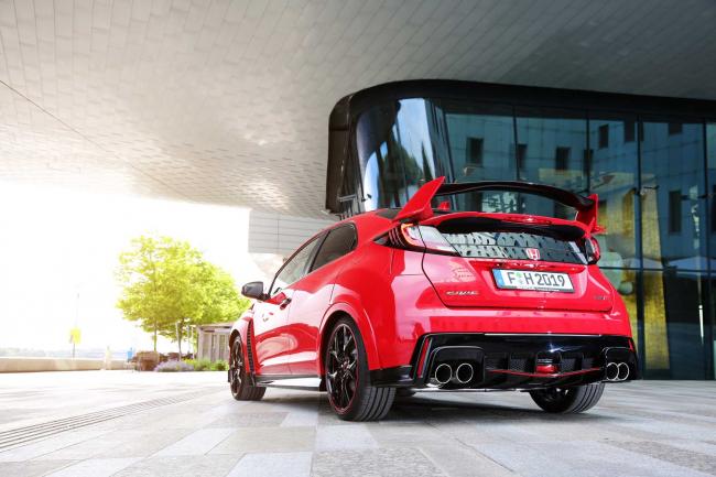 Exterieur_Honda-Civic-Type-R-2.0-VTEC_16