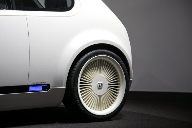 Exterieur_Honda-Urban-EV-Concept_8