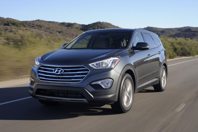 Exterieur_Hyundai-Grand-Santa-Fe_5