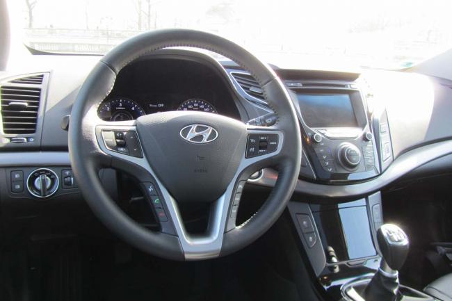 Interieur_Hyundai-i40-SW-CRDi_24