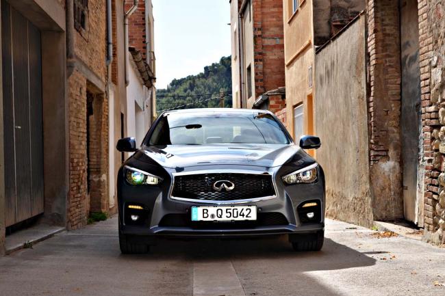 Exterieur_Infiniti-Q50-S-Hybrid_16