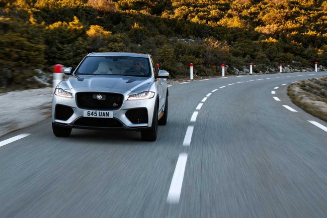 Jaguar F-Pace SVR: un ESSAI de V8, ça donne le sourire !