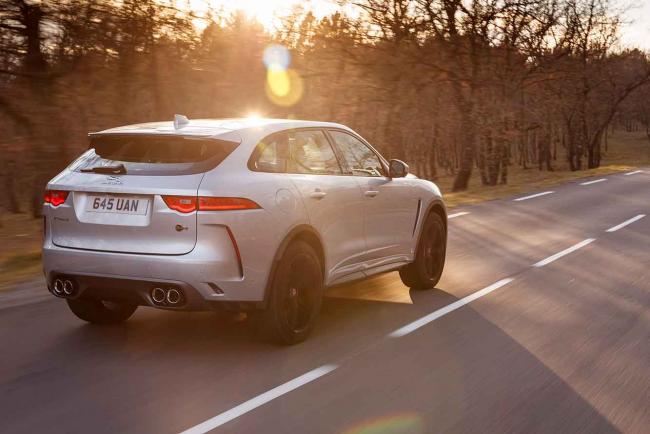 Jaguar F-Pace SVR: un ESSAI de V8, ça donne le sourire !