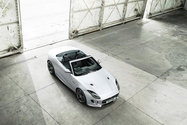 Exterieur_Jaguar-F-Type-British-Design-Edition_9