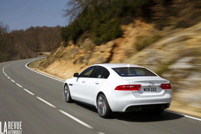 Exterieur_Jaguar-XE-S-3.0_28