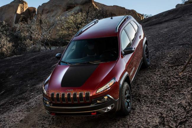 Exterieur_Jeep-Cherokee-2013_3