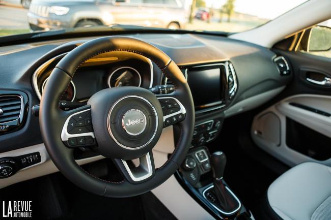 Interieur_Jeep-Compass-Opening-Edition_19