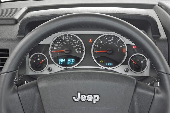 Interieur_Jeep-Compass_19