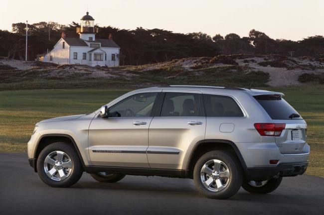 Exterieur_Jeep-Grand-Cherokee-2011_2