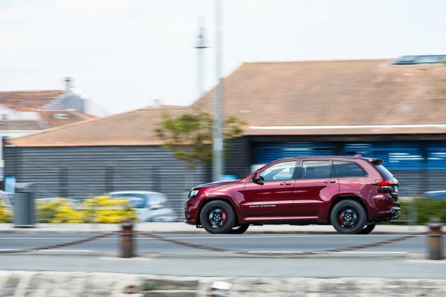 Exterieur_Jeep-Grand-Cherokee-SRT_26