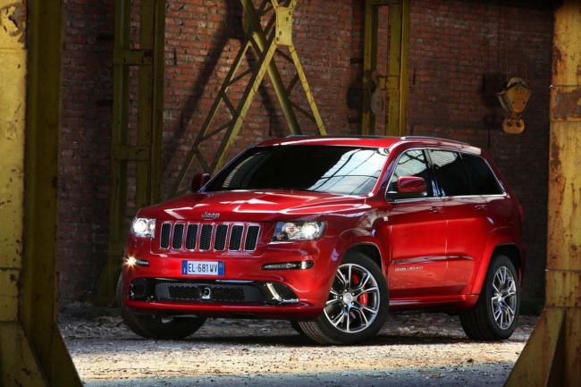 Exterieur_Jeep-Grand-Cherokee-SRT8_6