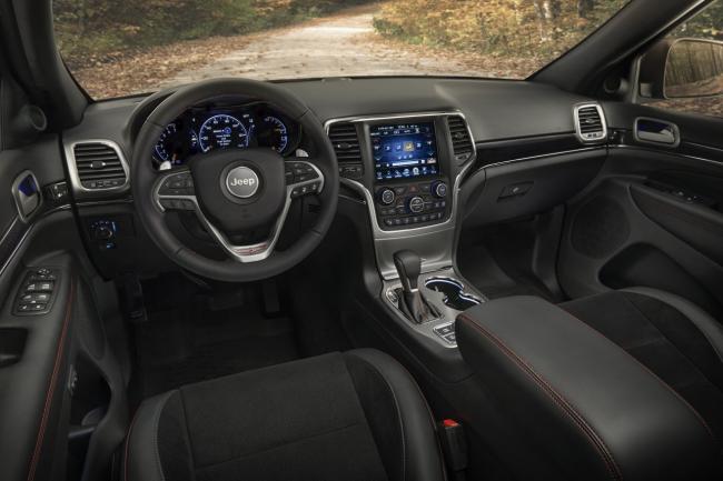 Interieur_Jeep-Grand-Cherokee-Trailhawk_15