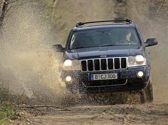 Exterieur_Jeep-Grand-Cherokee_2