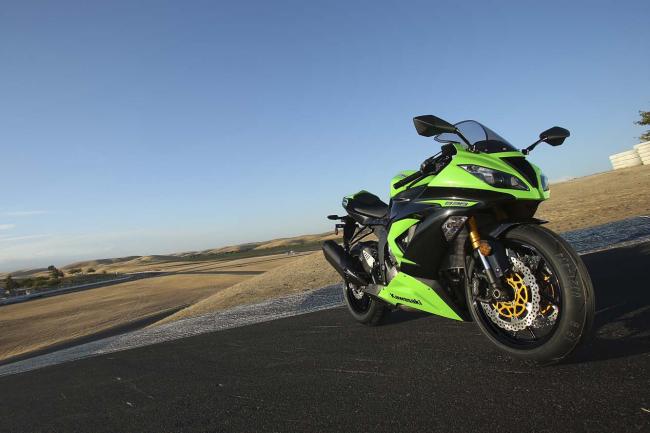 Exterieur_Kawasaki-Ninja-ZX-6R-2013_5