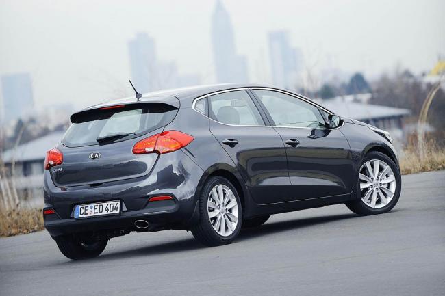 Exterieur_Kia-Cee-D-2012_2