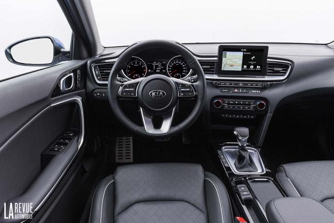 Interieur_Kia-Ceed-2018_15