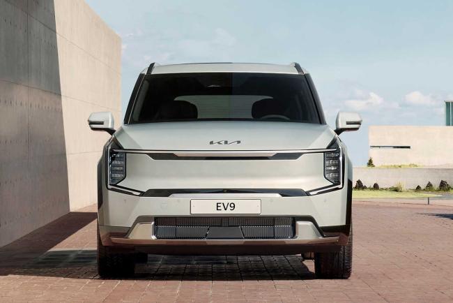 Exterieur_kia-ev9-le-grand-suv-electrique-a-800v_4