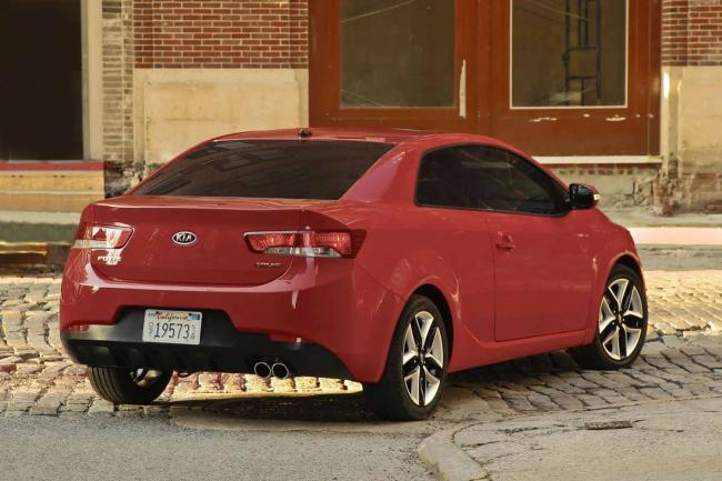 Exterieur_Kia-Forte-Koup_1