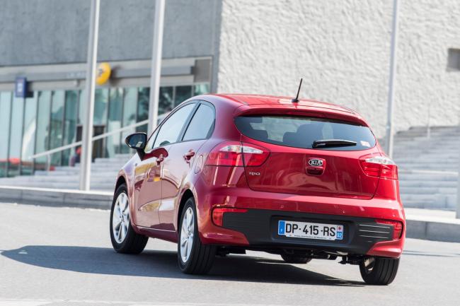 Exterieur_Kia-Rio-2015_8