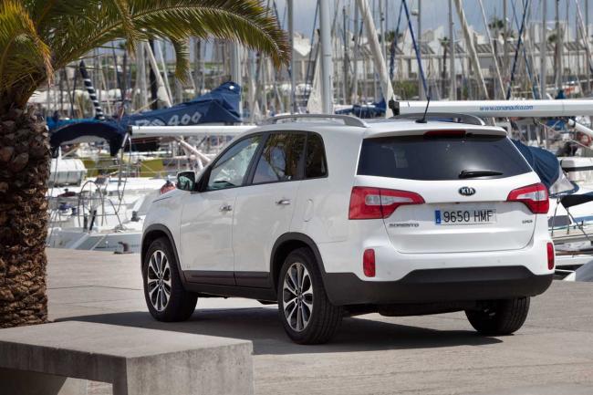 Exterieur_Kia-Sorento-2013_0