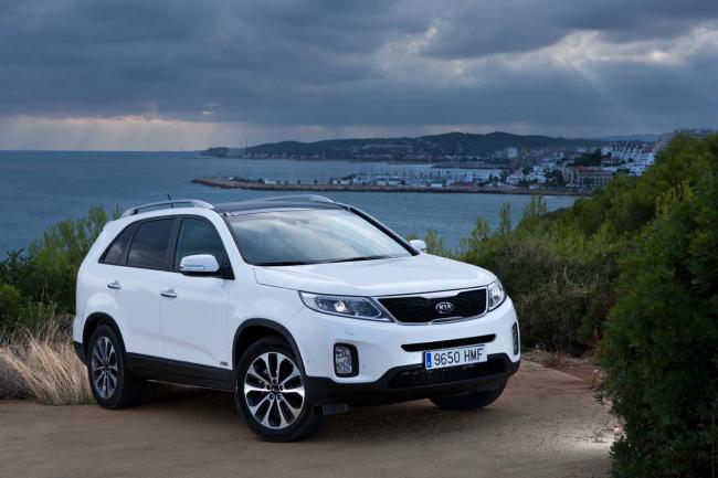 Exterieur_Kia-Sorento-2013_4