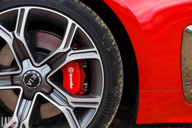 Exterieur_Kia-Stinger-GT-V6_28