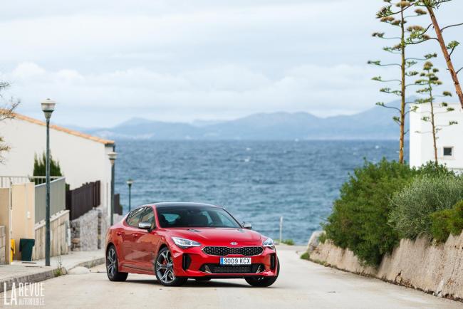 Exterieur_Kia-Stinger-GT-V6_21