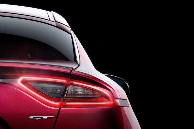 Exterieur_Kia-Stinger-GT_12