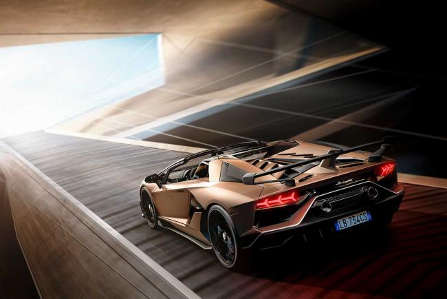 Lamborghini Aventador SVJ Roadster : la Jota se décoiffe