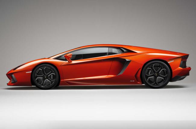 Exterieur_Lamborghini-Aventador_4