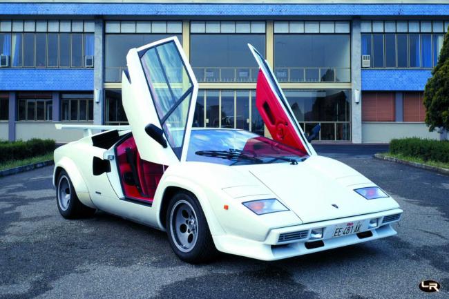 Exterieur_Lamborghini-Countach-1985_1