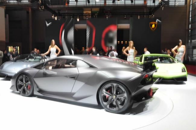 Exterieur_Lamborghini-Sesto-Elemento_1