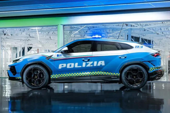 Lamborghini Urus Performante Polizia  : l'arme anti Go-fast des Italiens est terrible