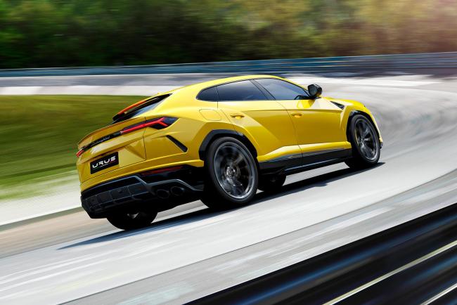 Exterieur_Lamborghini-Urus_2