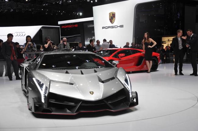 Exterieur_Lamborghini-Veneno-2013_3