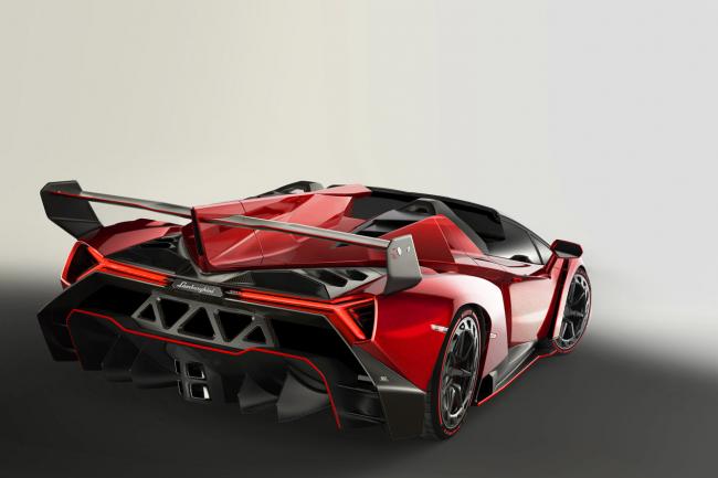 Exterieur_Lamborghini-Veneno-Roadster_6