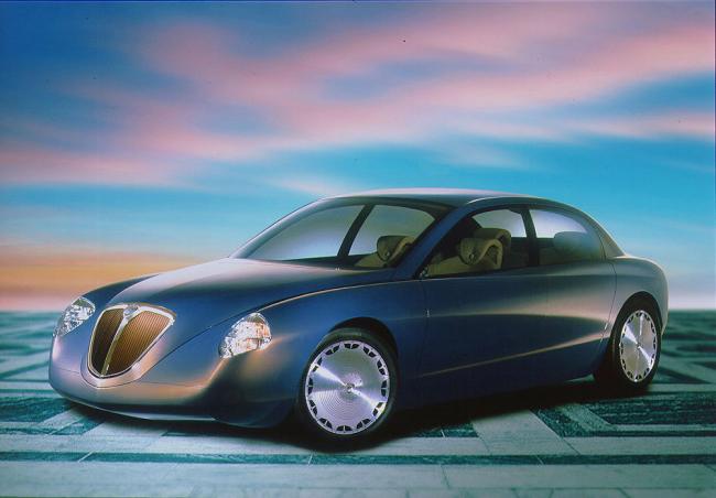 Lancia thesis 2005
