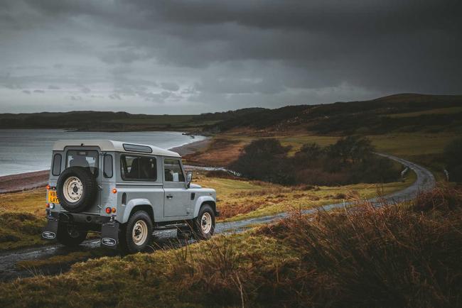 Exterieur_defender-works-v8-islay-edition-l-oeuvre-de-land-rover-classic_5