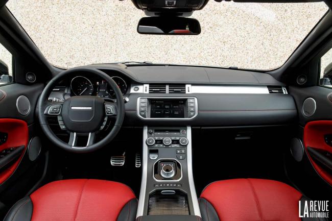 Interieur_Land-Rover-Evoque-HSE-TD4_1