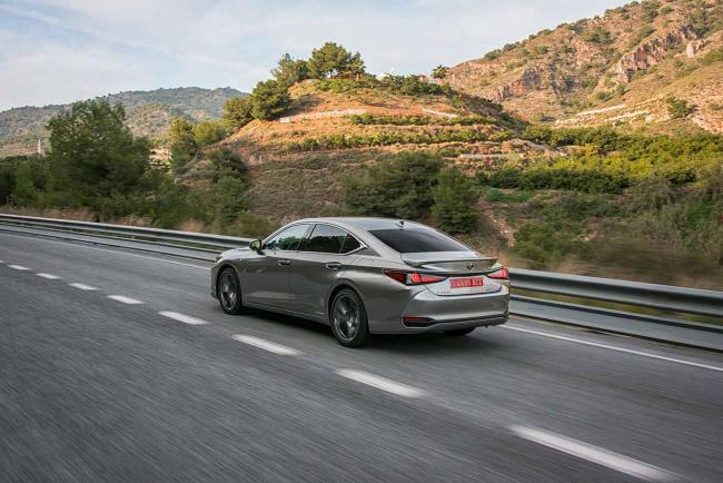 Essai Lexus ES 300h : l’arme anti-taxes !