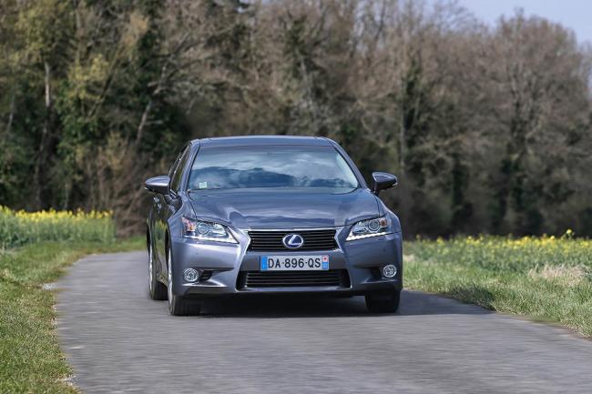 Exterieur_Lexus-GS-300h-Luxe_0