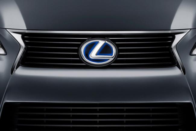 Exterieur_Lexus-GS-350_1