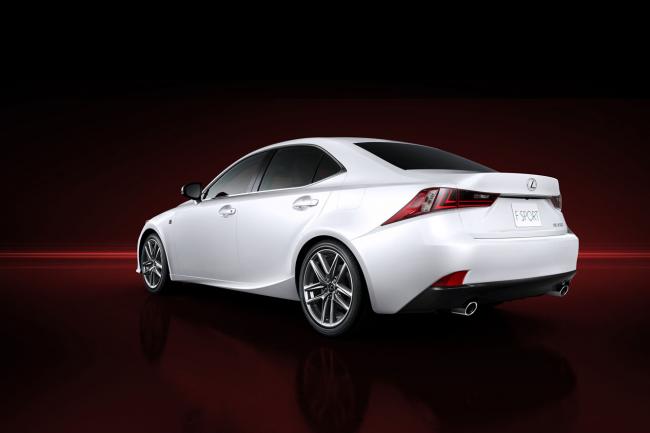 Exterieur_Lexus-IS-2013_8