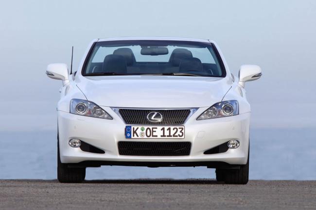 Exterieur_Lexus-IS-250C_2