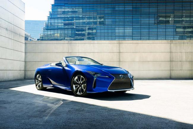 Lexus LC 500 Cabriolet Regatta Edition : un yacht sur la route