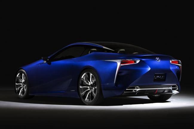 Exterieur_Lexus-LF-LC-Blue_5