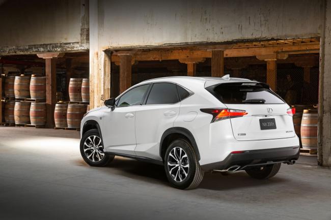 Exterieur_Lexus-NX-2014_5