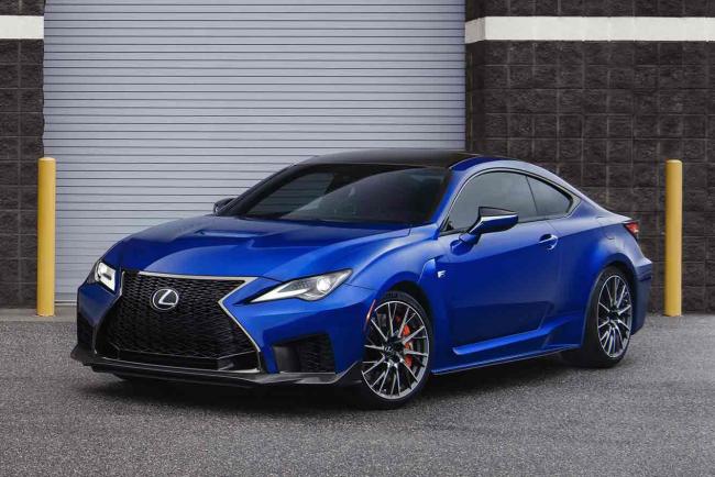 Lexus RC F  : tout nouveau, mais toujours le gros V8 sous le capot