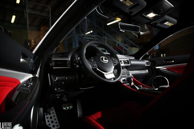 Interieur_Lexus-RC-F-Monstaka_31