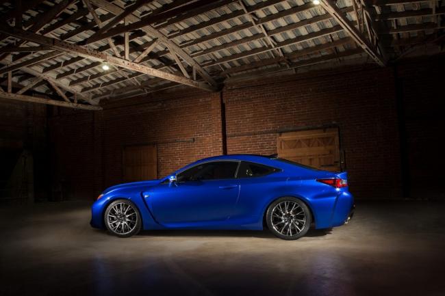 Exterieur_Lexus-RC-F_2